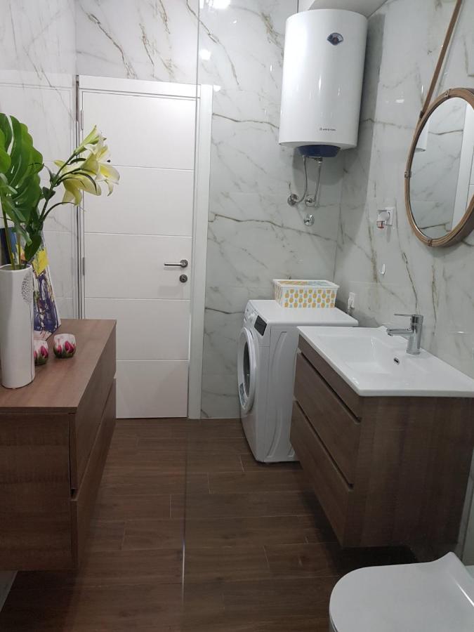 Modern Apartment Doris Kotor Buitenkant foto